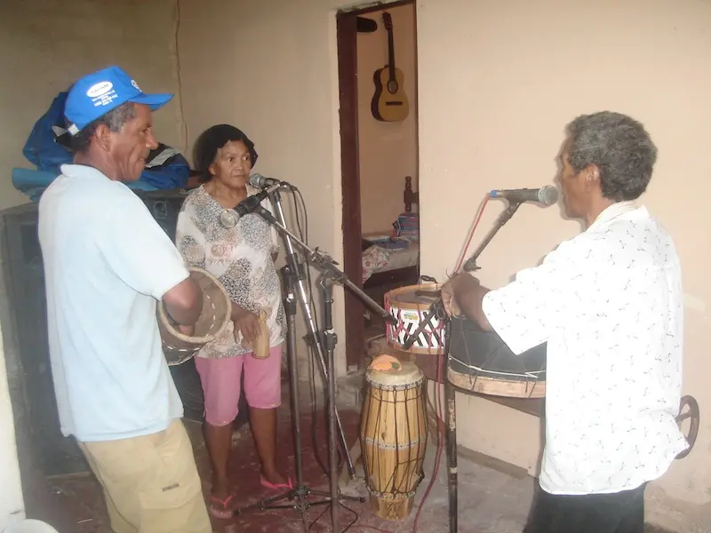 Mestre Faustino e membros do boi Pai-do-campo. Ourém, 14,09,2010.