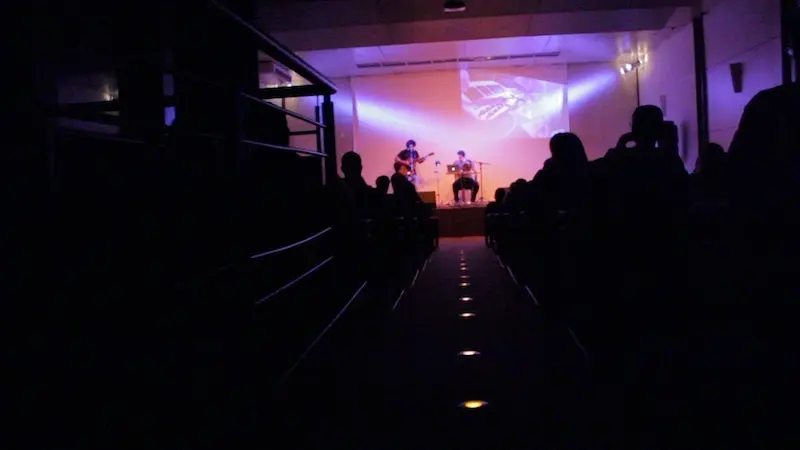 Allan Carvalho e Fábio Cavalcante no lançamento do disco “Do Meio do Século XX para o XXI”, em 1° de outubro de 2011, no auditório do Sesc Boulevard, em Belém-PA.