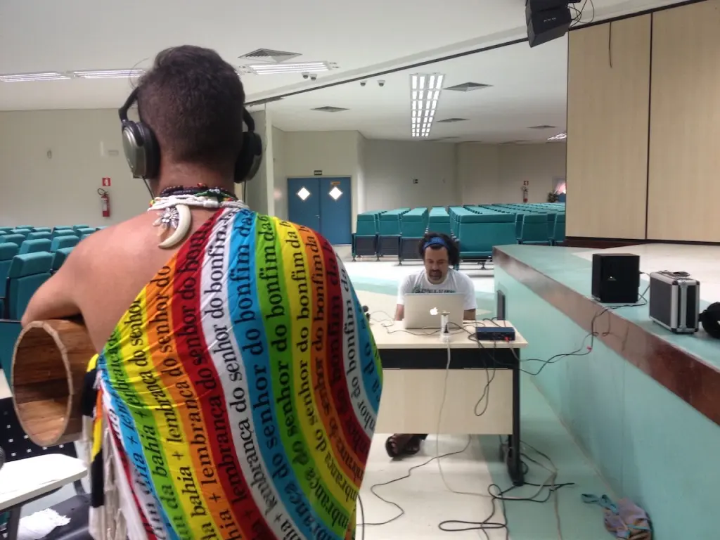 Gravação do álbum virtual “Se Manama itá”, de Paulo Borari, pajé e discente da Ufopa, para o projeto Estúdio de Áudio e Vídeo da Ufopa. Em 16/12/2016