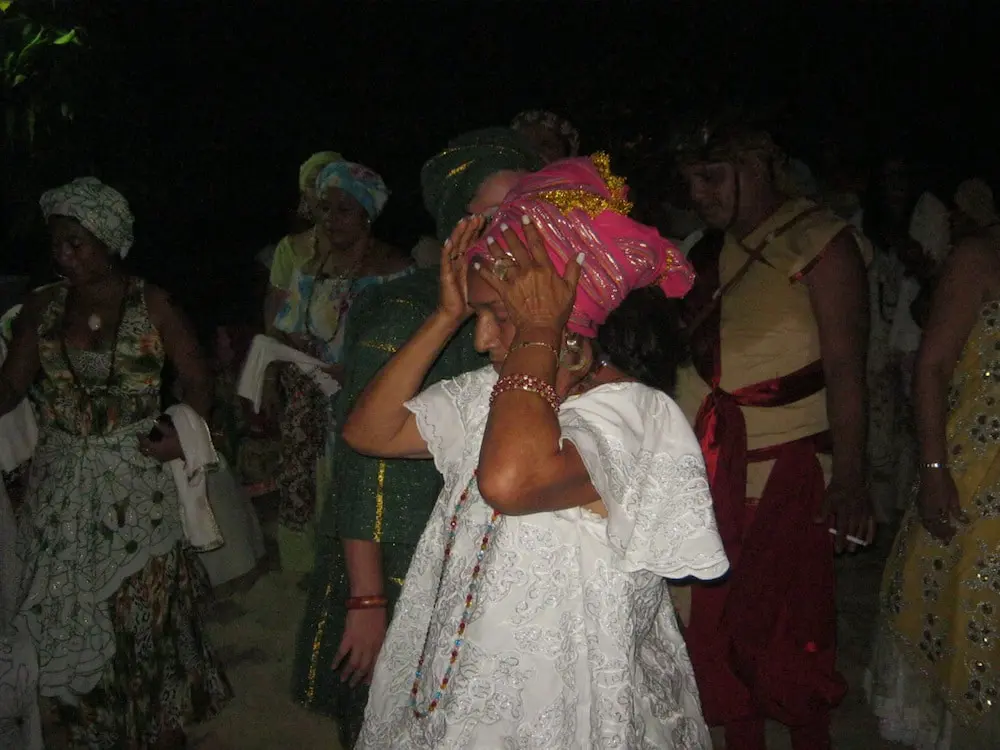 Cena de festa em homenagem à cabocla Mariana, na praia de ponta de pedras, em Santarém, Pará, em 2012