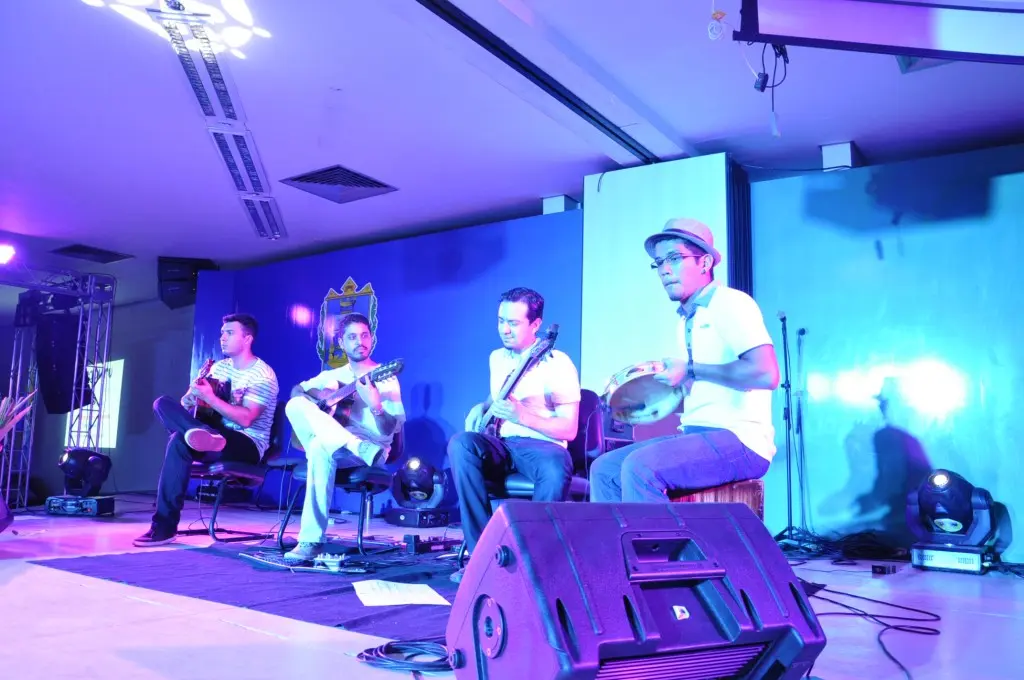 Duo George Costa e Henrique Neto, Flávio Costa e Everson César no "Wirapu'ru - Encontro Internacional de Música na Amazônia", promovido pela Ufopa em 2015.